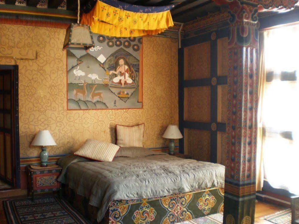 Gangtey Palace Hotel Paro Exterior photo